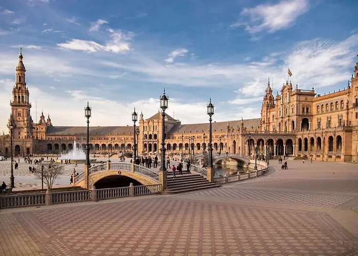 Rodrigo De Triana Courtyard By Valcambre